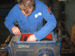 ZPMC gearbox inspection, repair and testrun