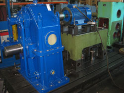 Inspcetion, repair and test run of Rademakers Gearbox